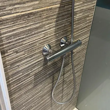 A 15 Min De L'entree De Bruxelles *